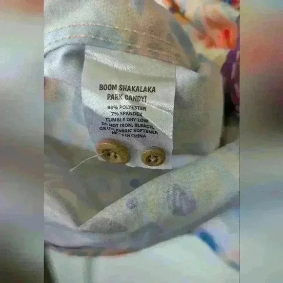 Disney Park Candy Button Up Short Sleeve Shirt Men's Small Design from Encanto - Picture 4 of 7